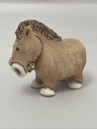 Rinconada horse figurine - horse, 3”
